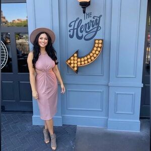 Vici Collection Tan Beige Cut Out Sleeveless Dress Size Small